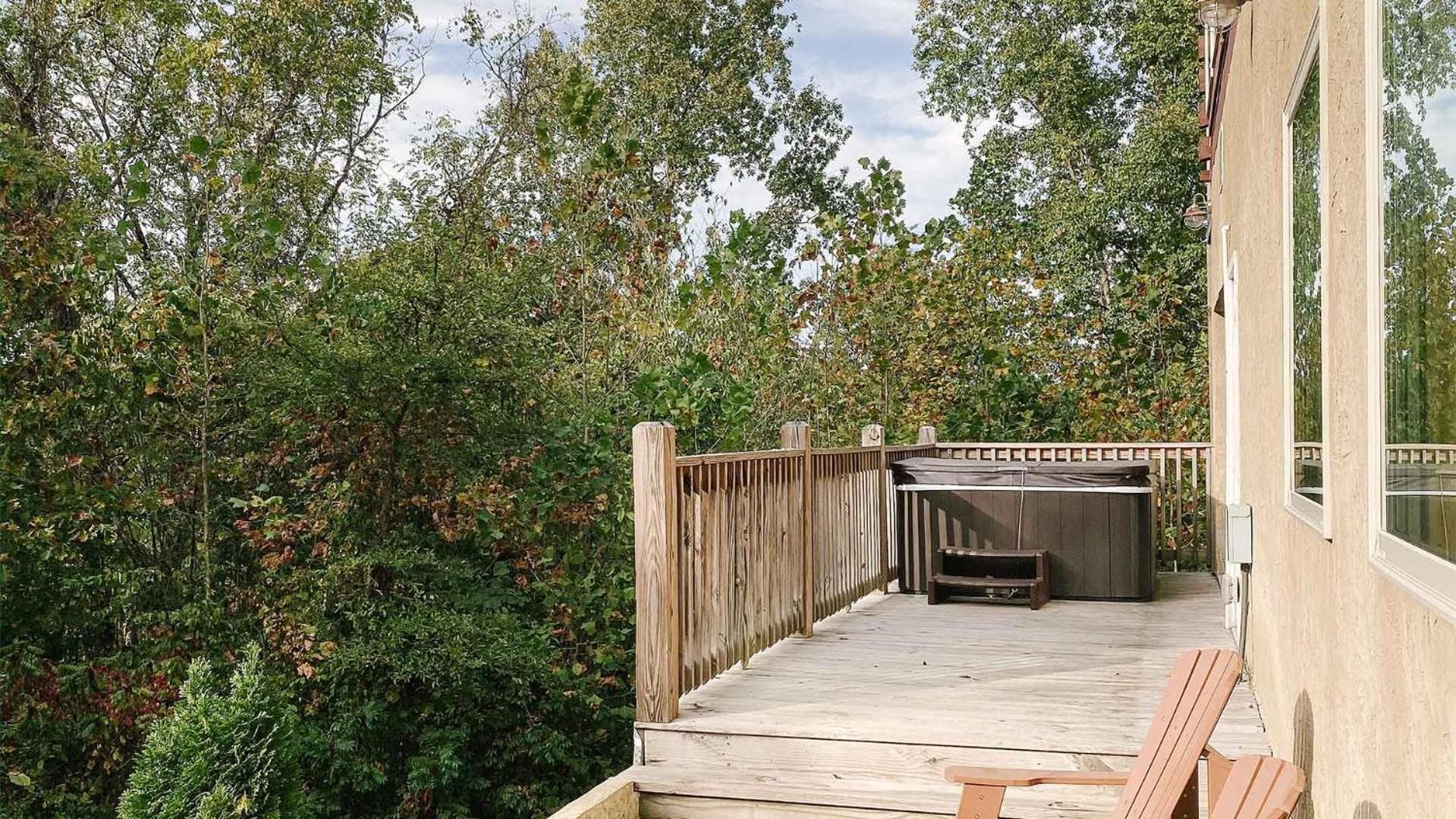 Comfy Retreat Wprivate Pool, Hot Tub, Game