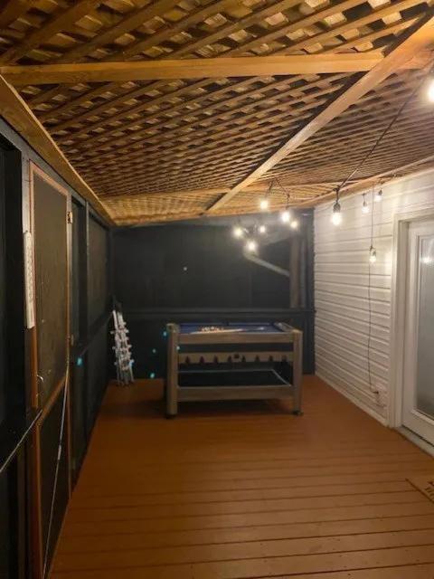 Modern Style, Arcade, Fire Pit, Pet Friendly *