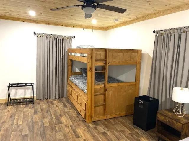 Holiday home Modern Style, Arcade, Fire Pit, Pet Friendly