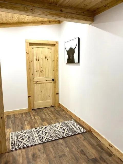 Modern Style, Arcade, Fire Pit, Pet Friendly
