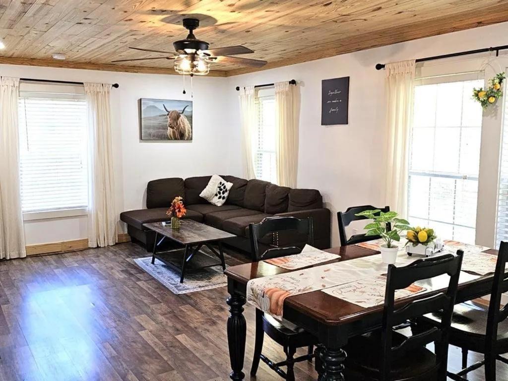 Holiday home Modern Style, Arcade, Fire Pit, Pet Friendly