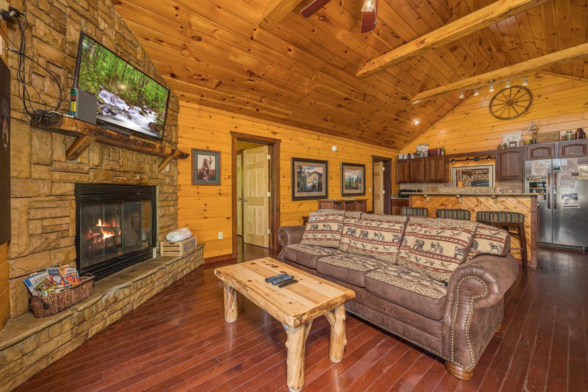 Holiday home About The View-free Dollywood Ticket, 5 Bedroom 4 Bath Family Retreat W Mountain Views, Privacy Pigeon Forge