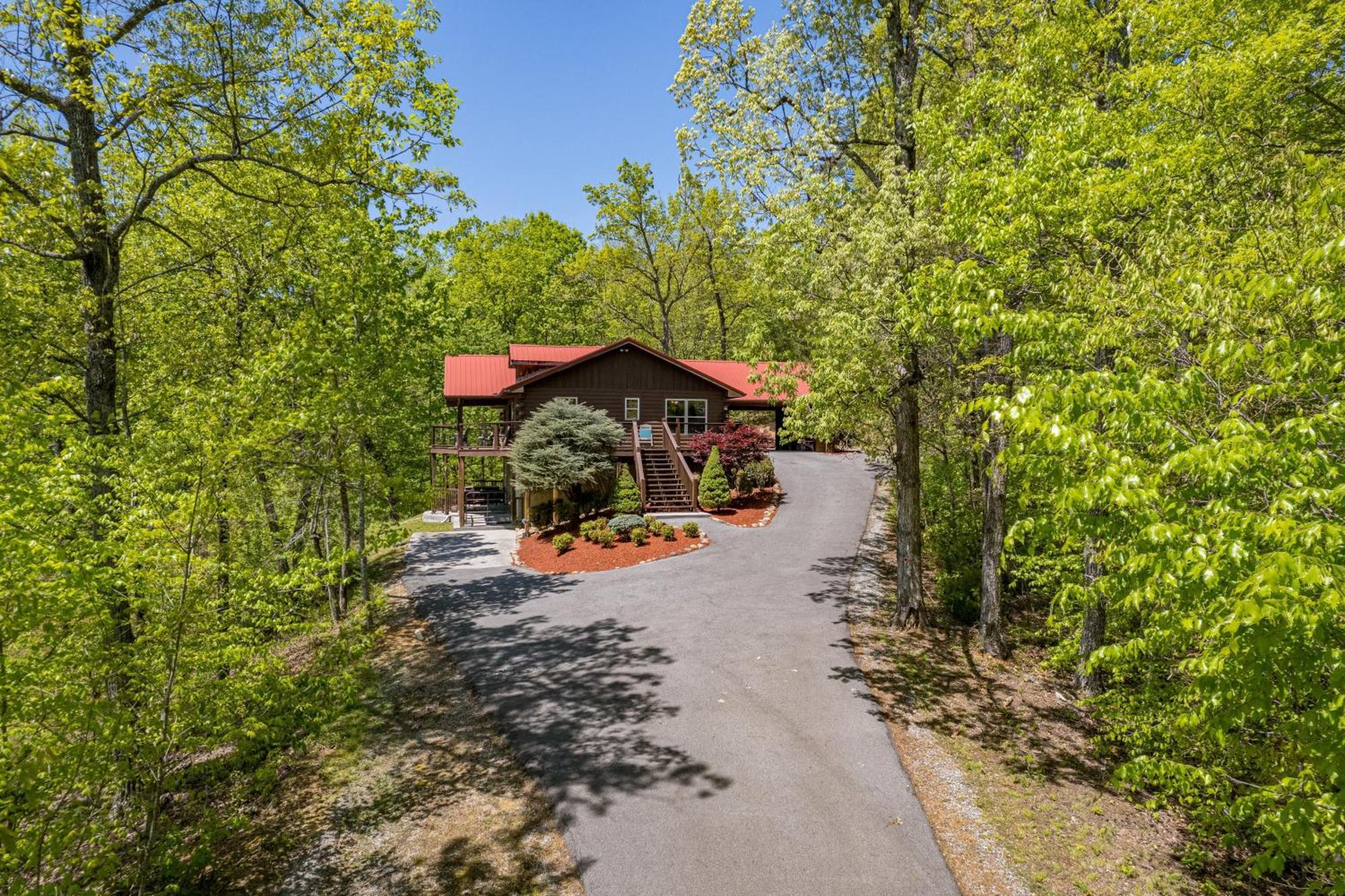 Holiday home About The View-free Dollywood Ticket, 5 Bedroom 4 Bath Family Retreat W Mountain Views, Privacy *