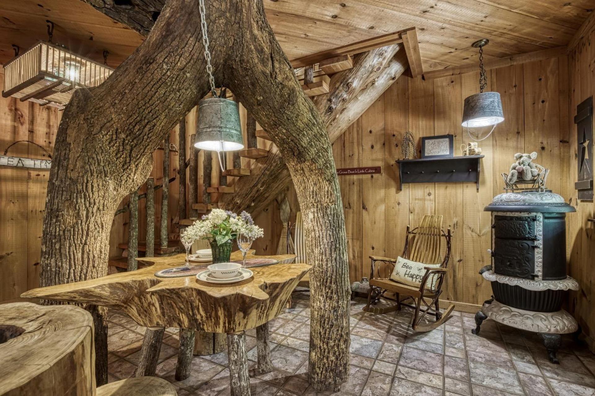 Er69 - Rachel's Tree House - Great Location, Close To The Action!