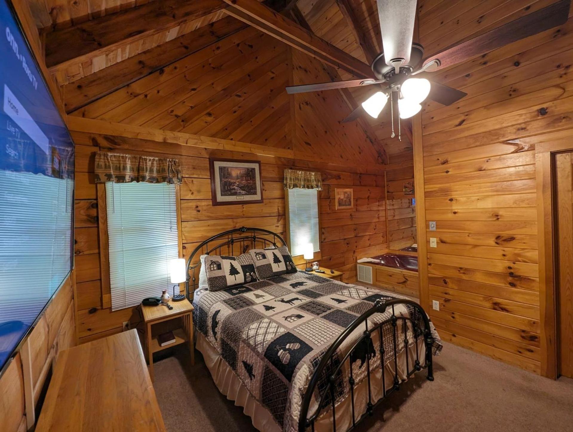 Holiday home Er57 - Bear Haven - Great Location! Close To The Action! *