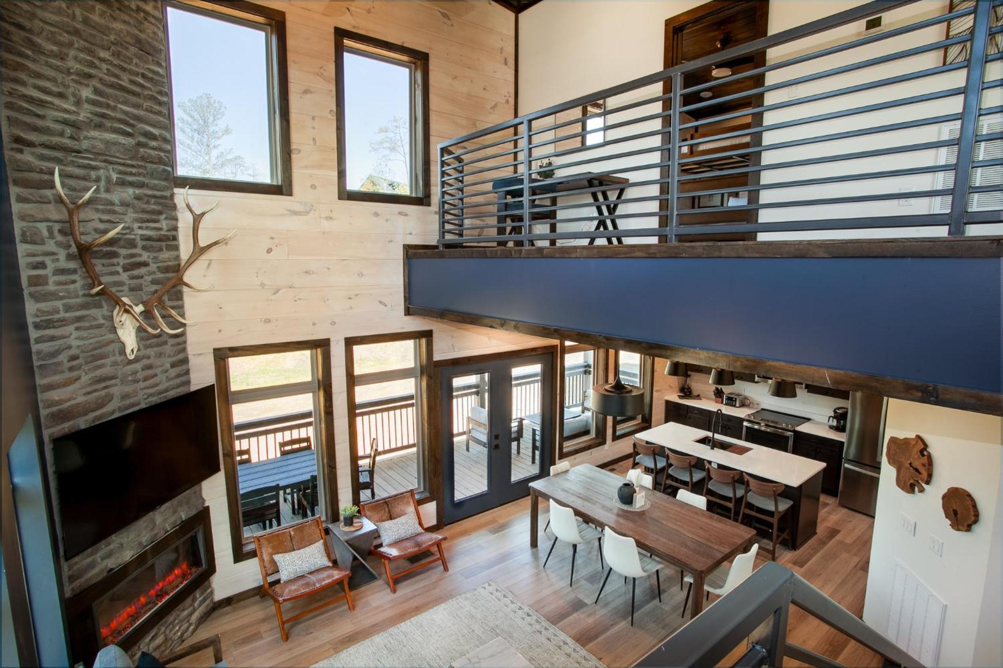 Mountain Luxury Prime: Pool, Hottub, Arcade &