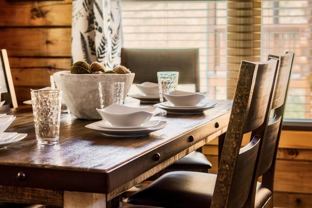 5 Ensuite Bedrooms, Hot Tub, Dog Friendly