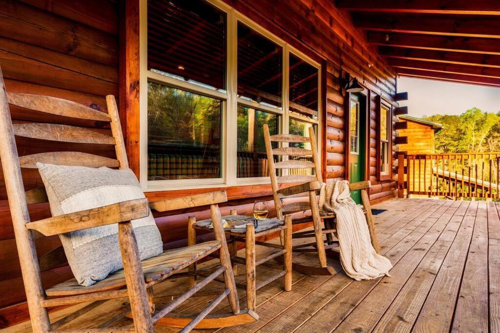 5 Ensuite Bedrooms, Hot Tub, Dog Friendly *