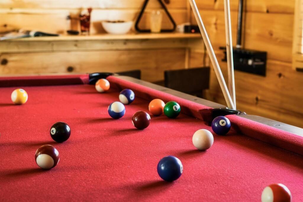 Holiday home 5 Ensuite Bedrooms, Hot Tub, Dog Friendly Pigeon Forge