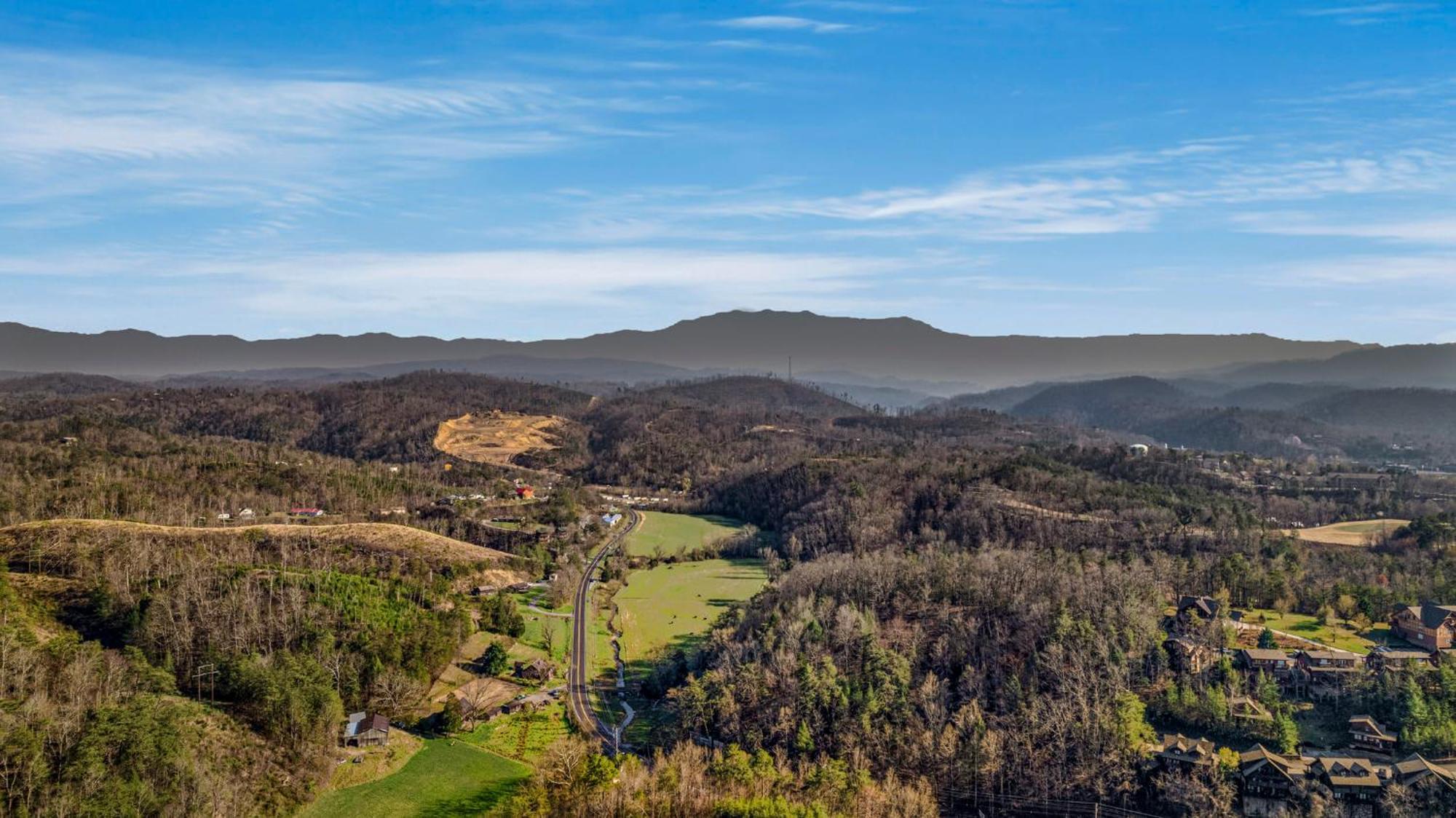 Pinecrest Townhomes-1king 2bunk Unit Holiday home *