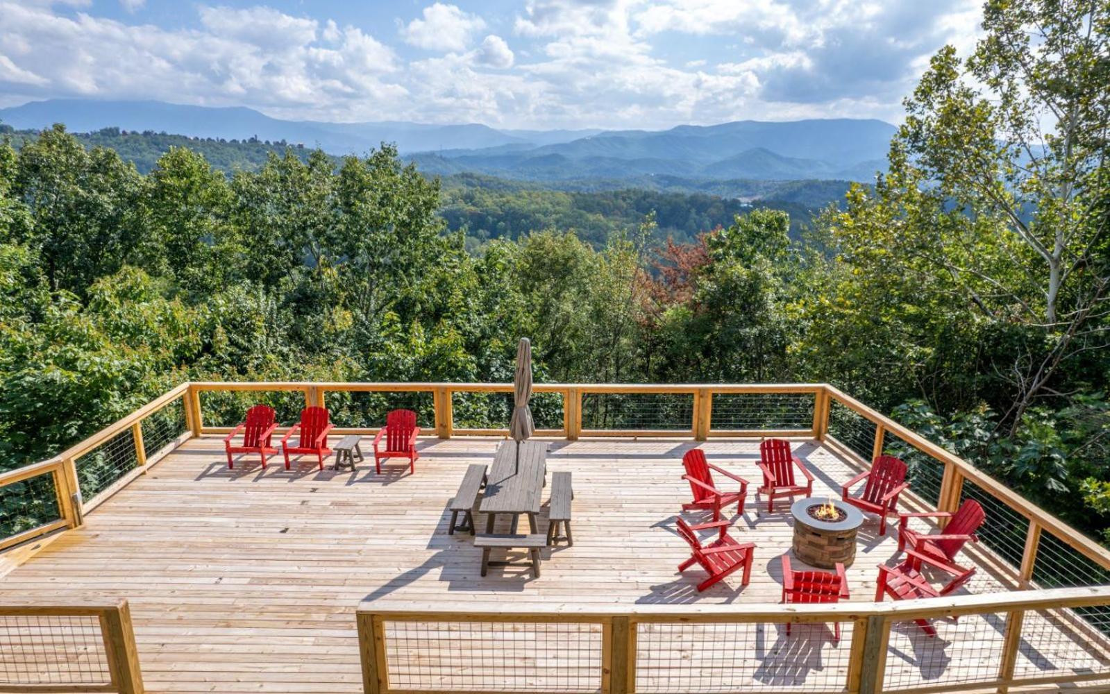 Smoky View Top Shelf Holiday home *