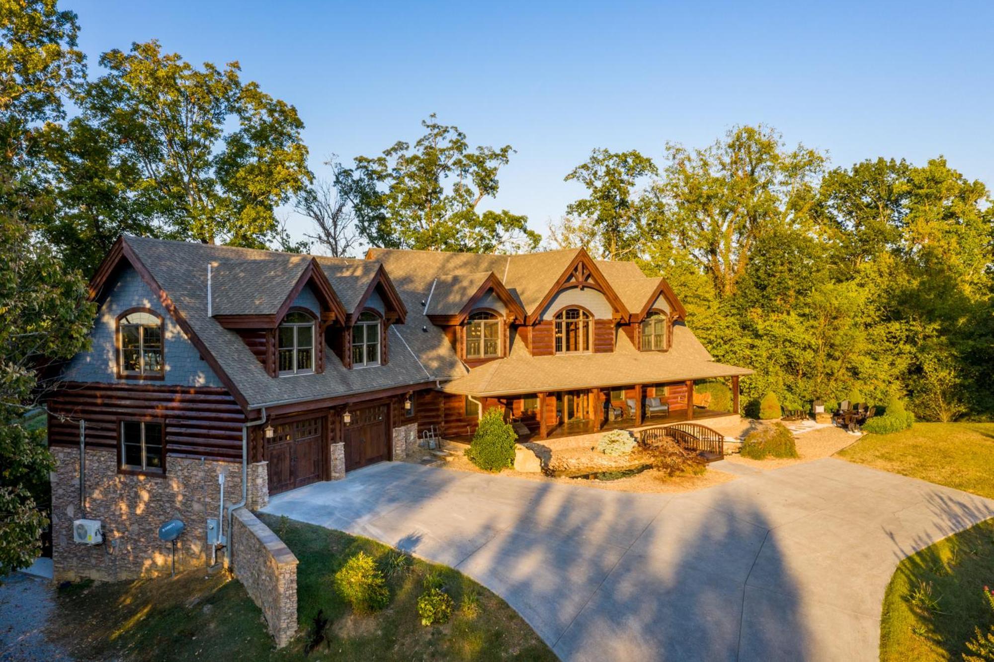 Grand Mountain Getaway By Stony Brook Holiday home *