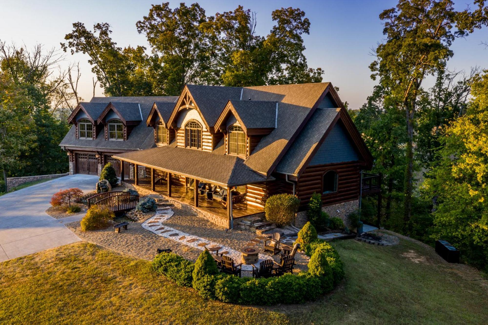 Grand Mountain Getaway By Stony Brook Holiday home