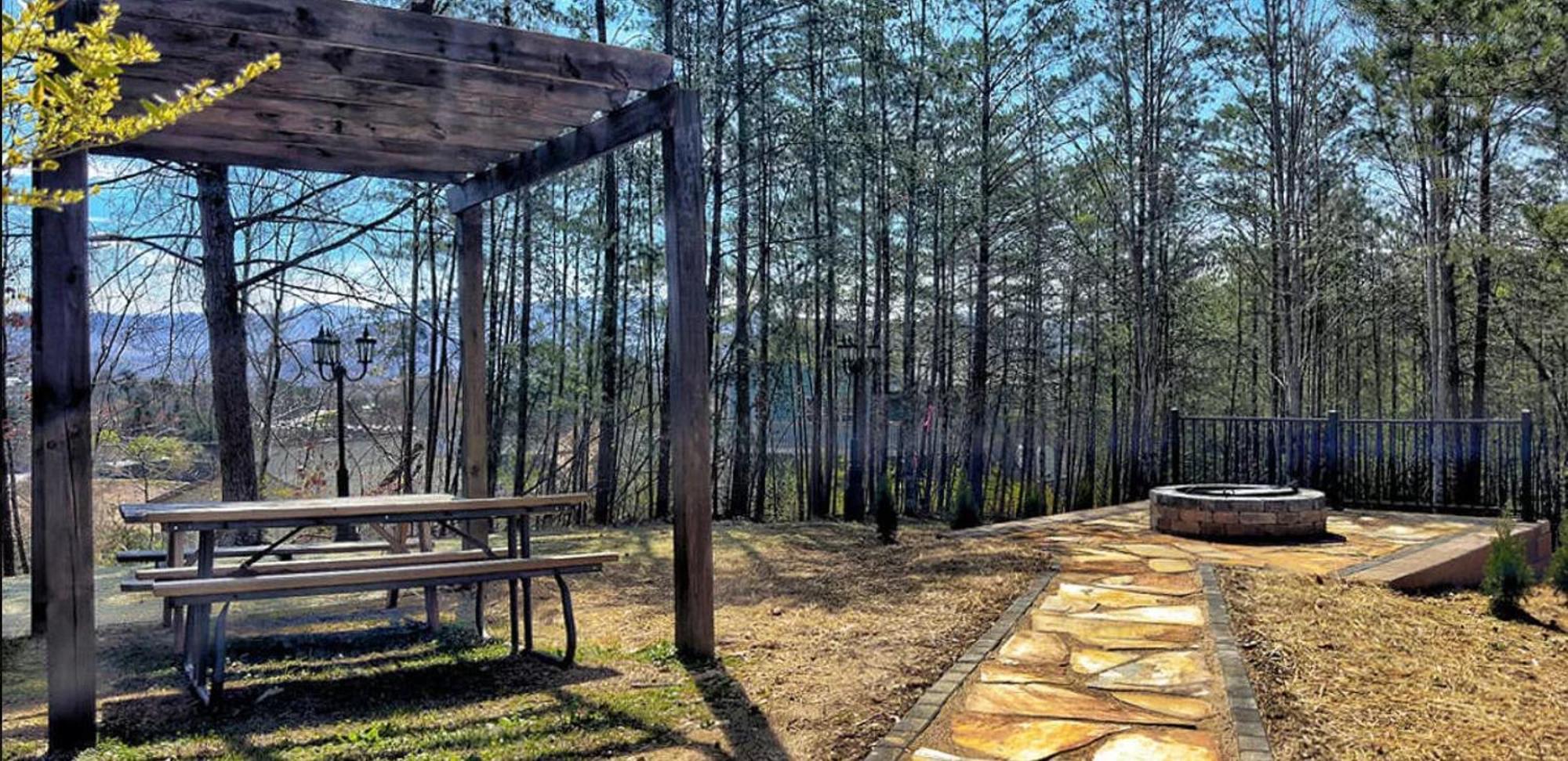 Holiday home Cozy Bear Hill, Pool, 1089 Of Free Attraction Tickets For Each Paid Day, Dollywood And More! Pigeon Forge