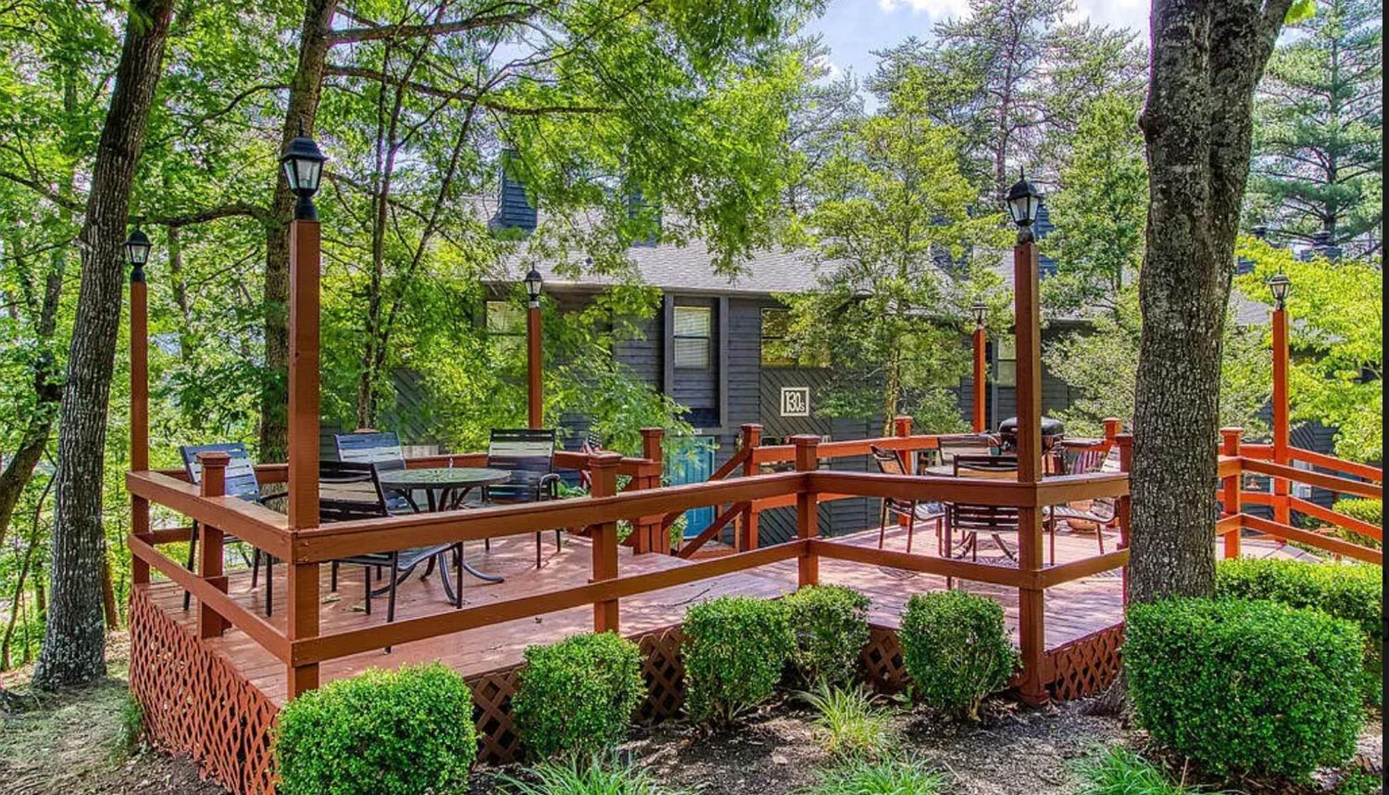 Cozy Bear Hill, Pool, 1089 Of Free Attraction Tickets For Each Paid Day, Dollywood And More! Holiday home