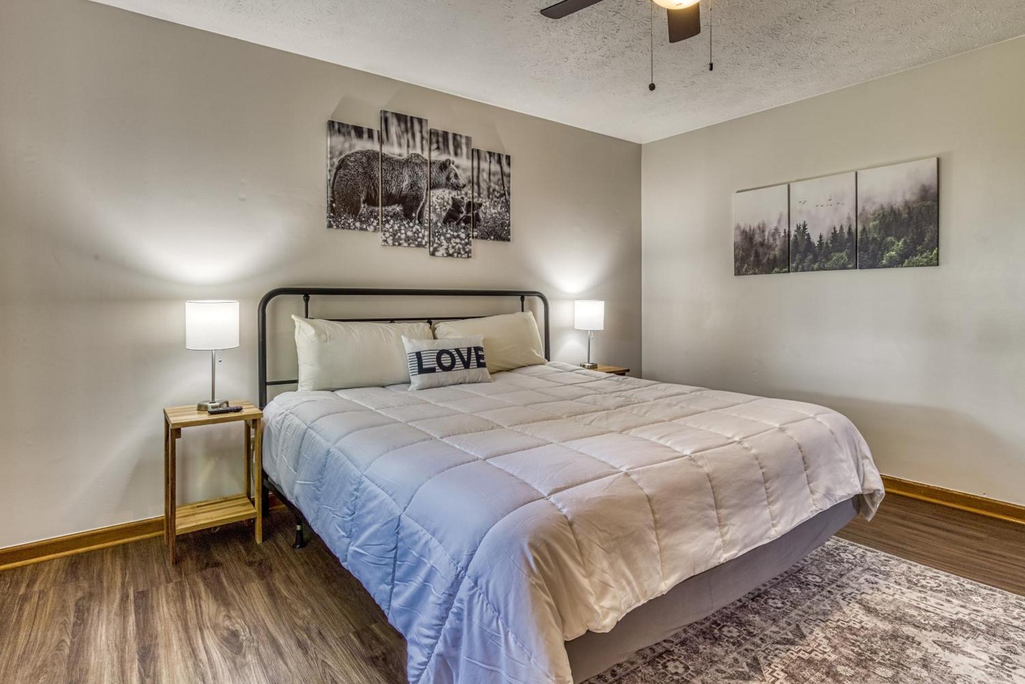 Holiday home Cozy Bear Hill, Pool, 1089 Of Free Attraction Tickets For Each Paid Day, Dollywood And More! Pigeon Forge