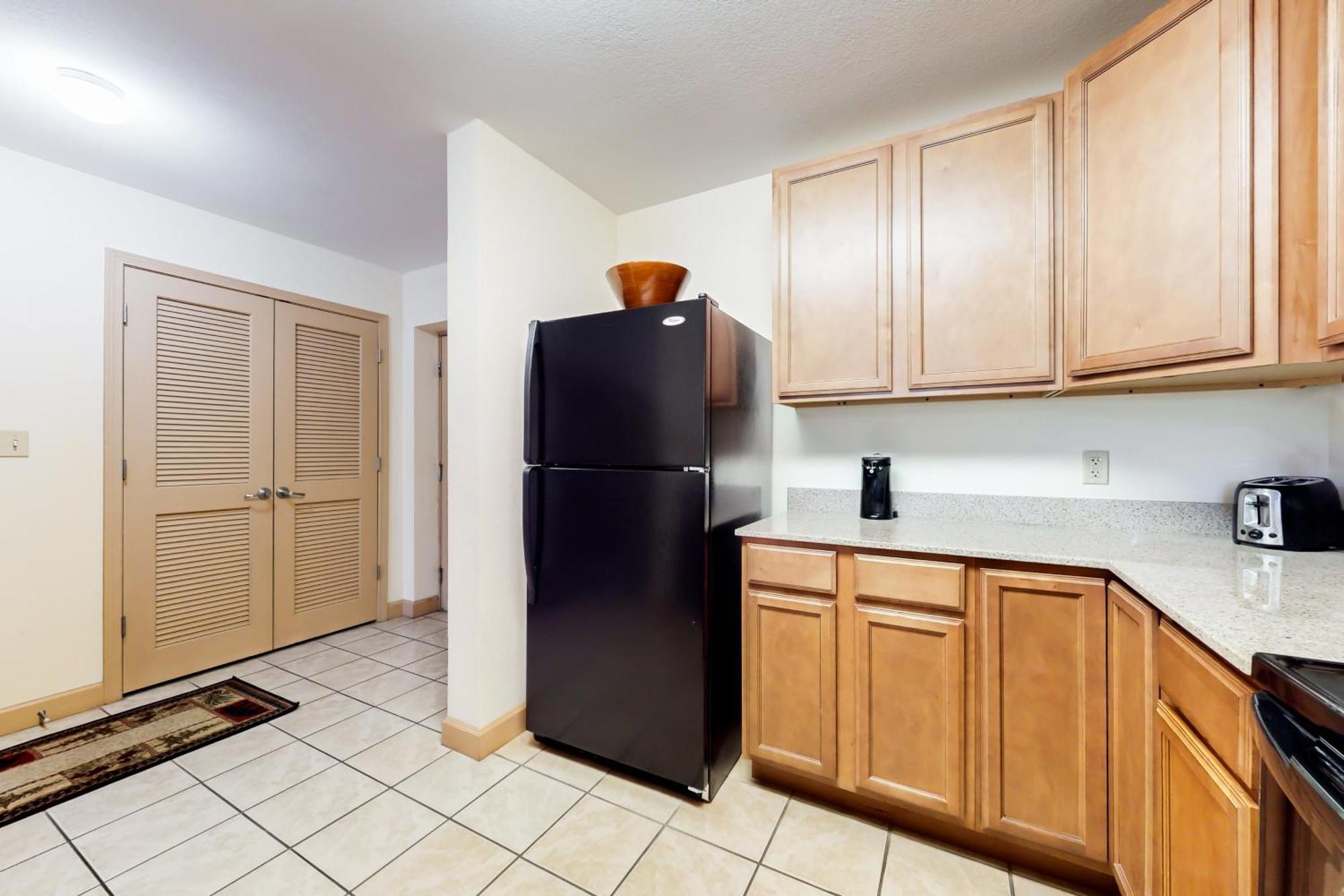 Apartment Evergreen Whisper Pigeon Forge