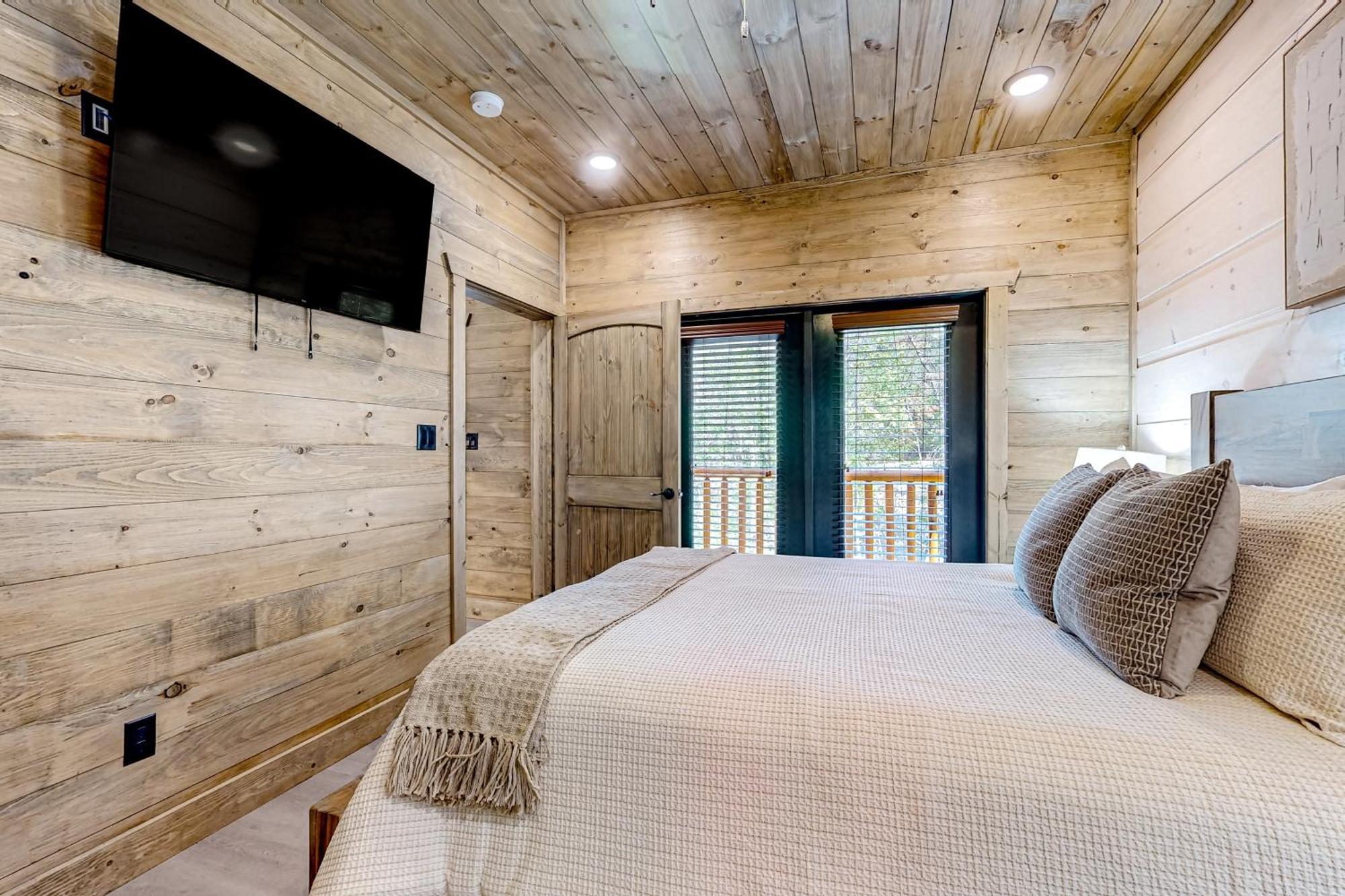 Valley Creek Castle *