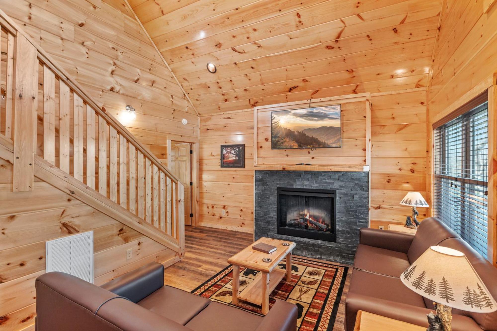 Location 1 Bed 2 Bath New Log Located Less Than A Mile From The Strip Pigeon Forge