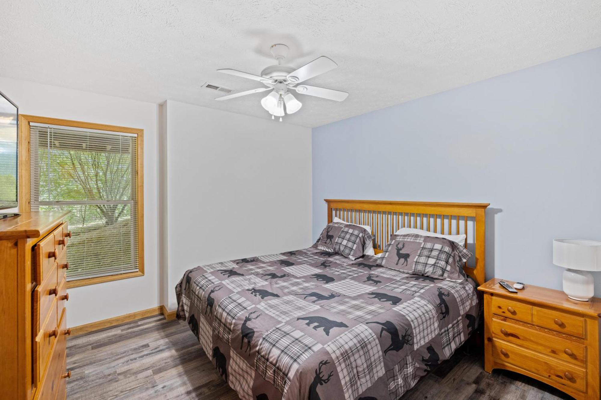 Lucky Charm Is An Inviting 3 Bedroom Retreat Nestled In The Woods Minutes From The Pkwy! *