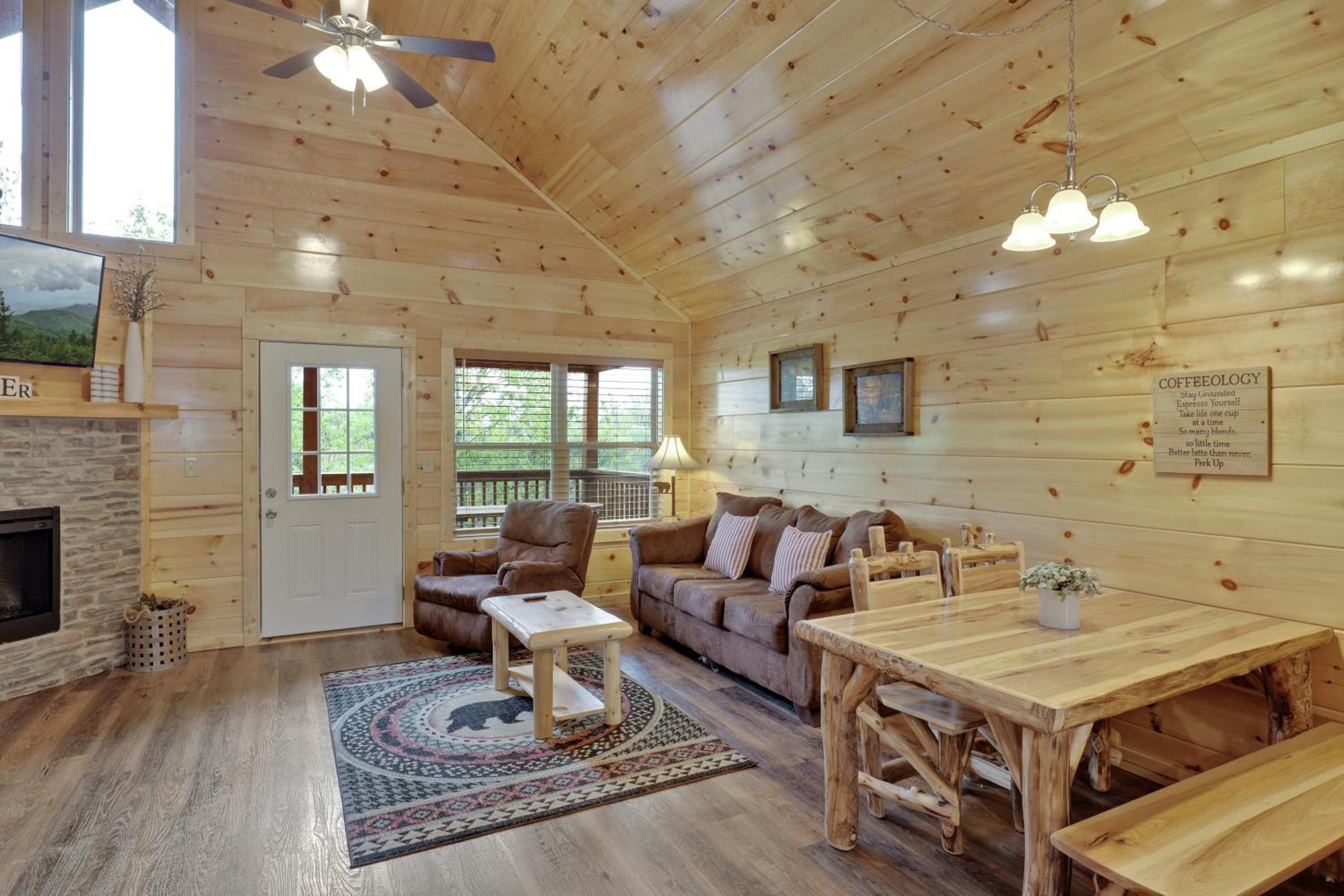 Location Are My Sunshine Is A 2 Bed 2 Bath Brand New Log In The Heart Of Pigeon Forge