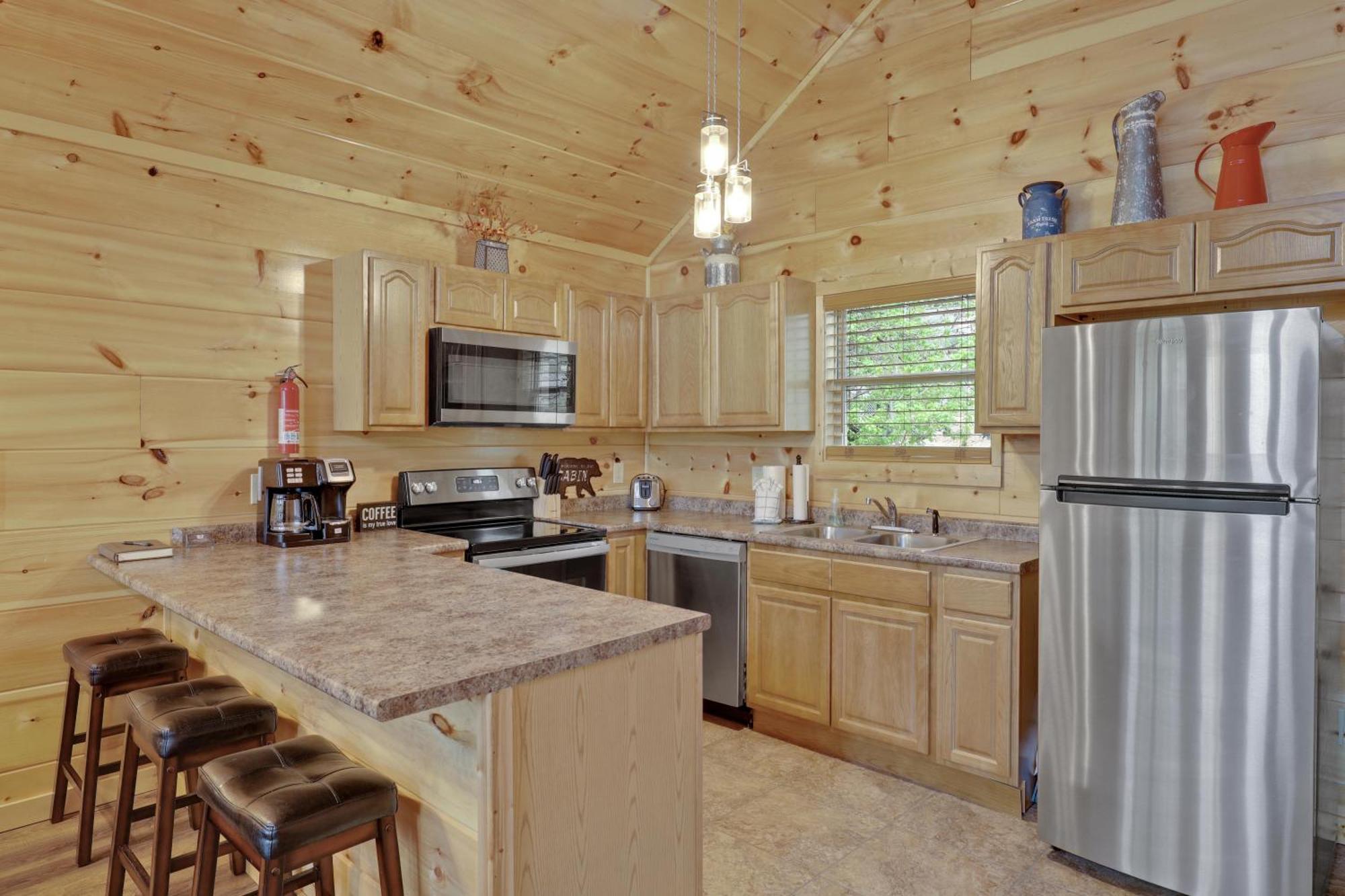Location Are My Sunshine Is A 2 Bed 2 Bath Brand New Log In The Heart Of * Pigeon Forge