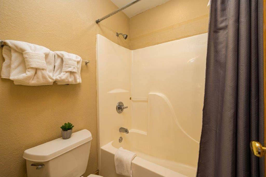 Briarstone 13e By Eden Crest *
