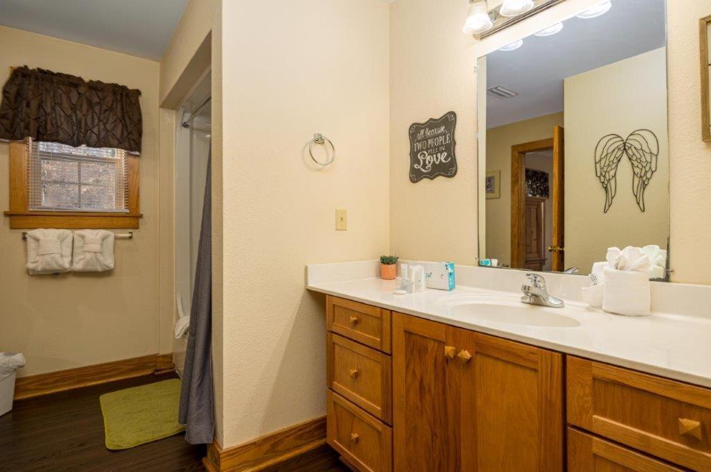 Briarstone 13e By Eden Crest Apartment