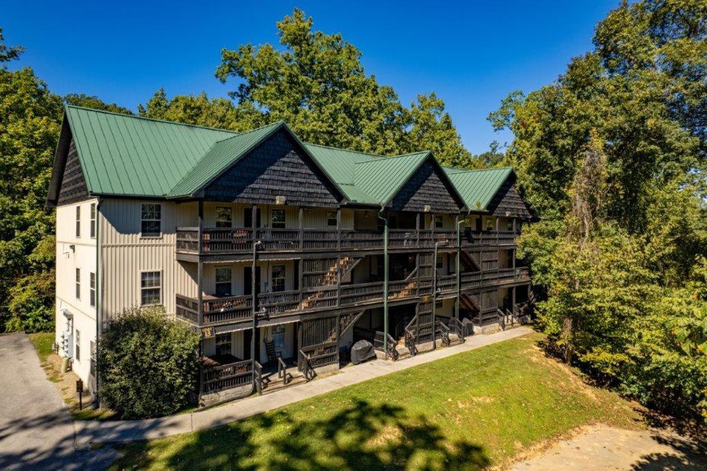 Briarstone 13e By Eden Crest *