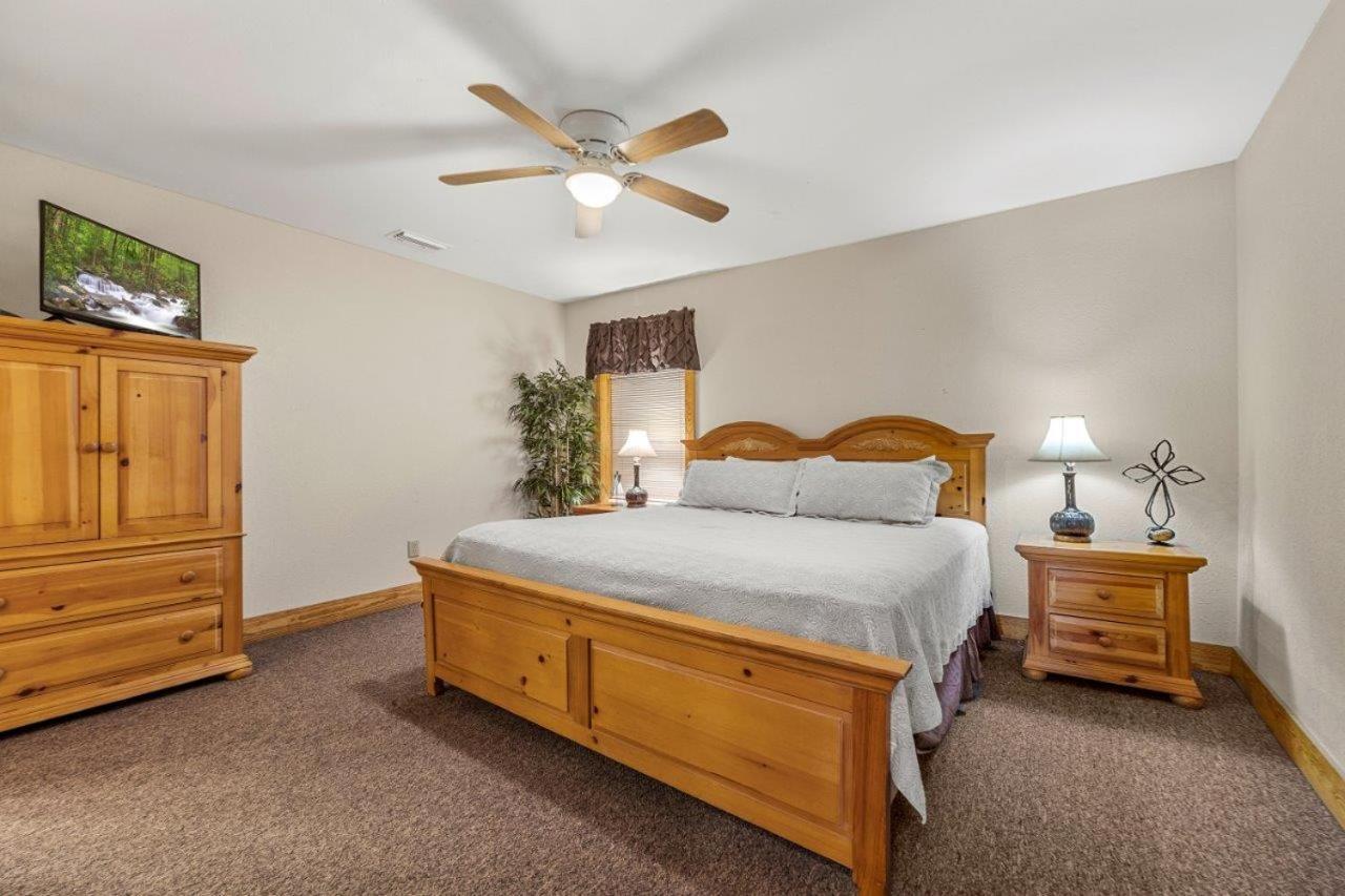 Poplar Point Unit 12f By Eden Crest Apartment Pigeon Forge