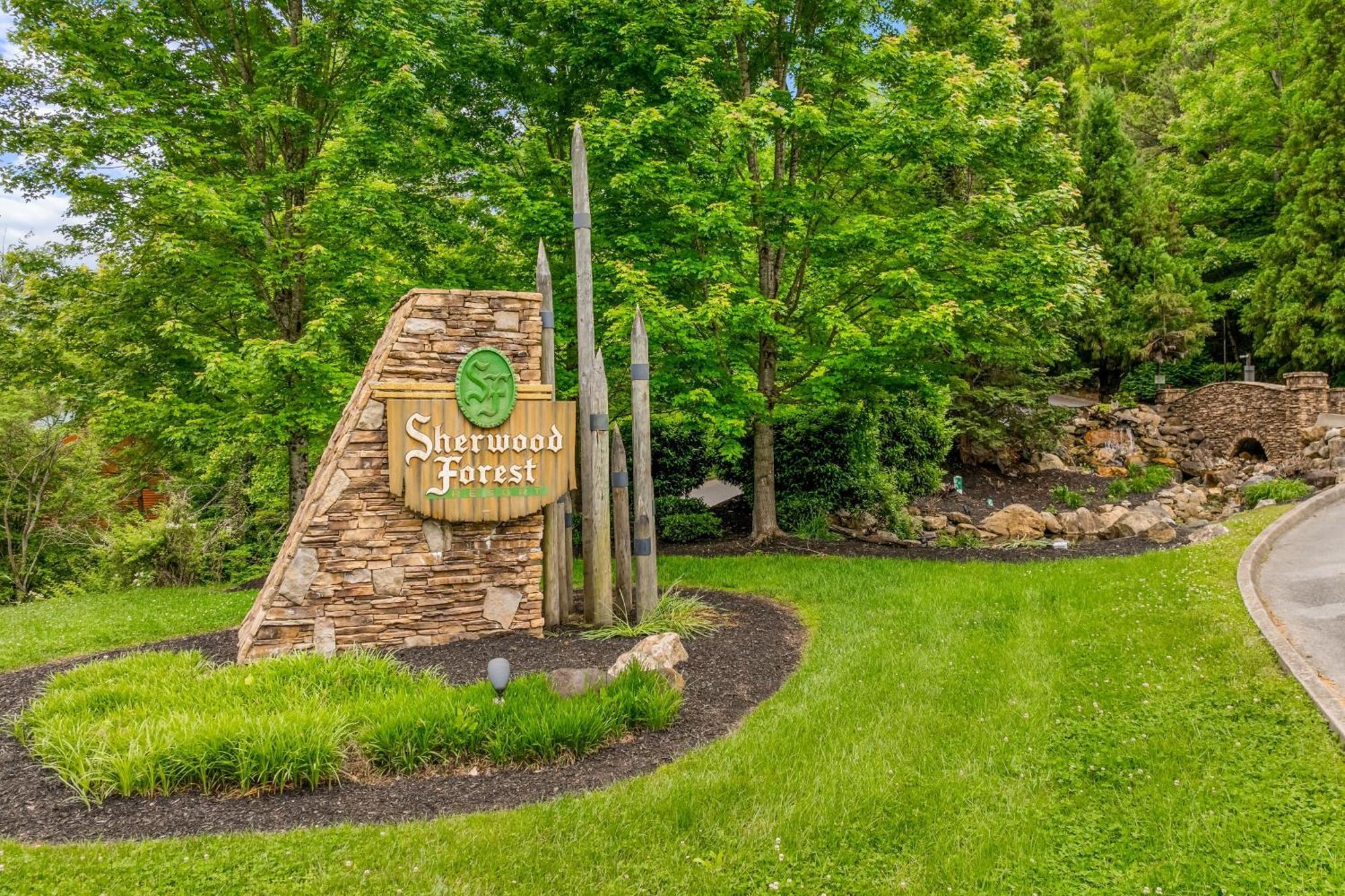 5-star Celebration * Pigeon Forge