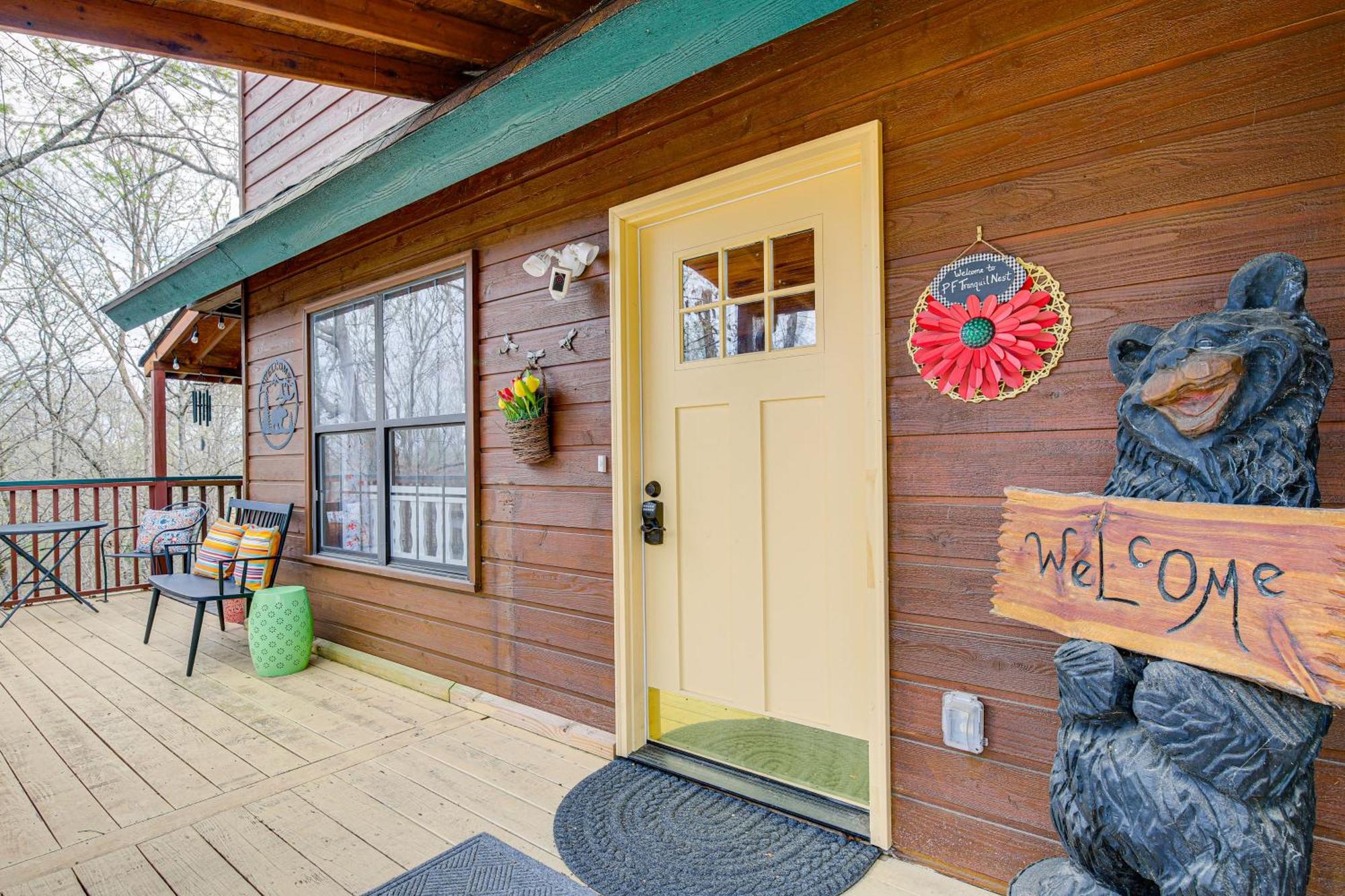 Easy-access With Hot Tub! *