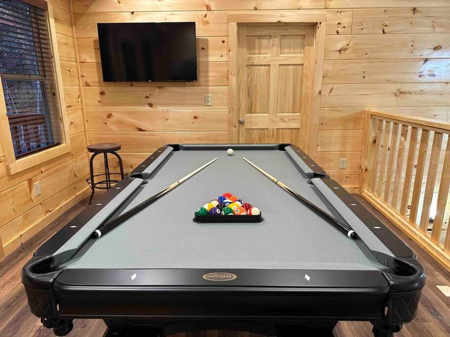 Holiday home Spacious 2800 Sq Ft-cozy Wood Cabin-new Build Pigeon Forge