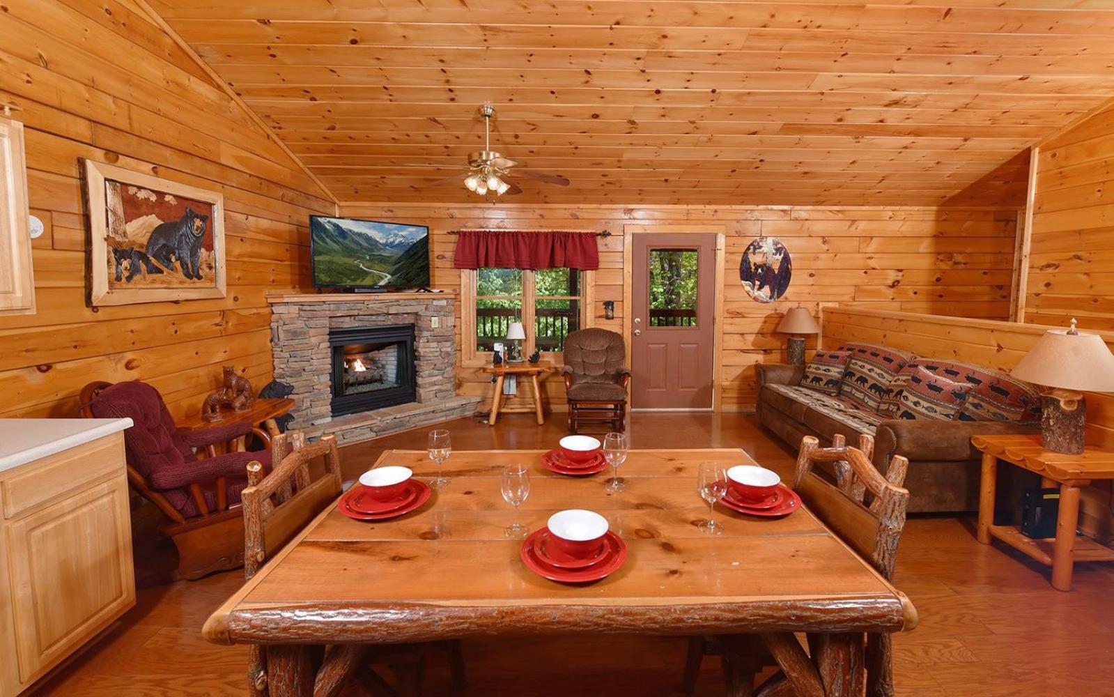 Villa Bear Footin Heaven Pigeon Forge