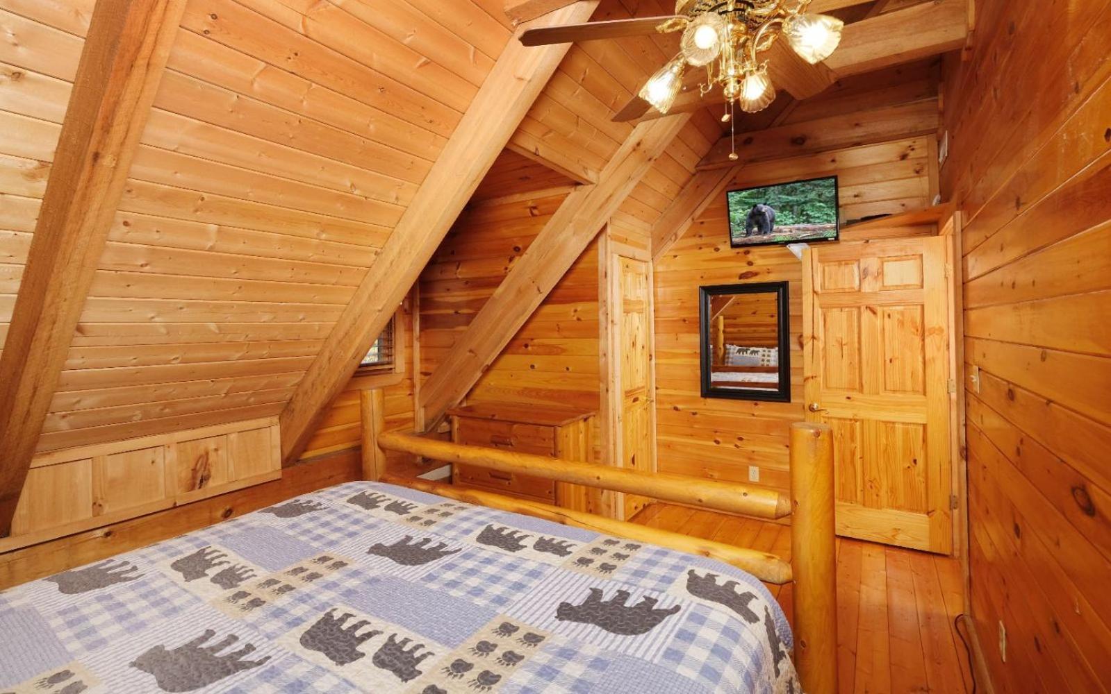 Laughing Bear Villa Pigeon Forge