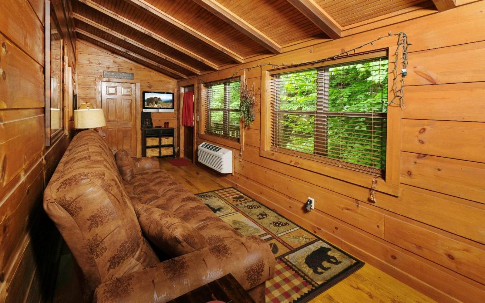 Villa Chardonnay Getaway Pigeon Forge