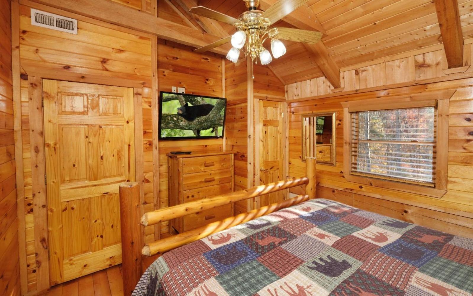 Laughing Bear Villa