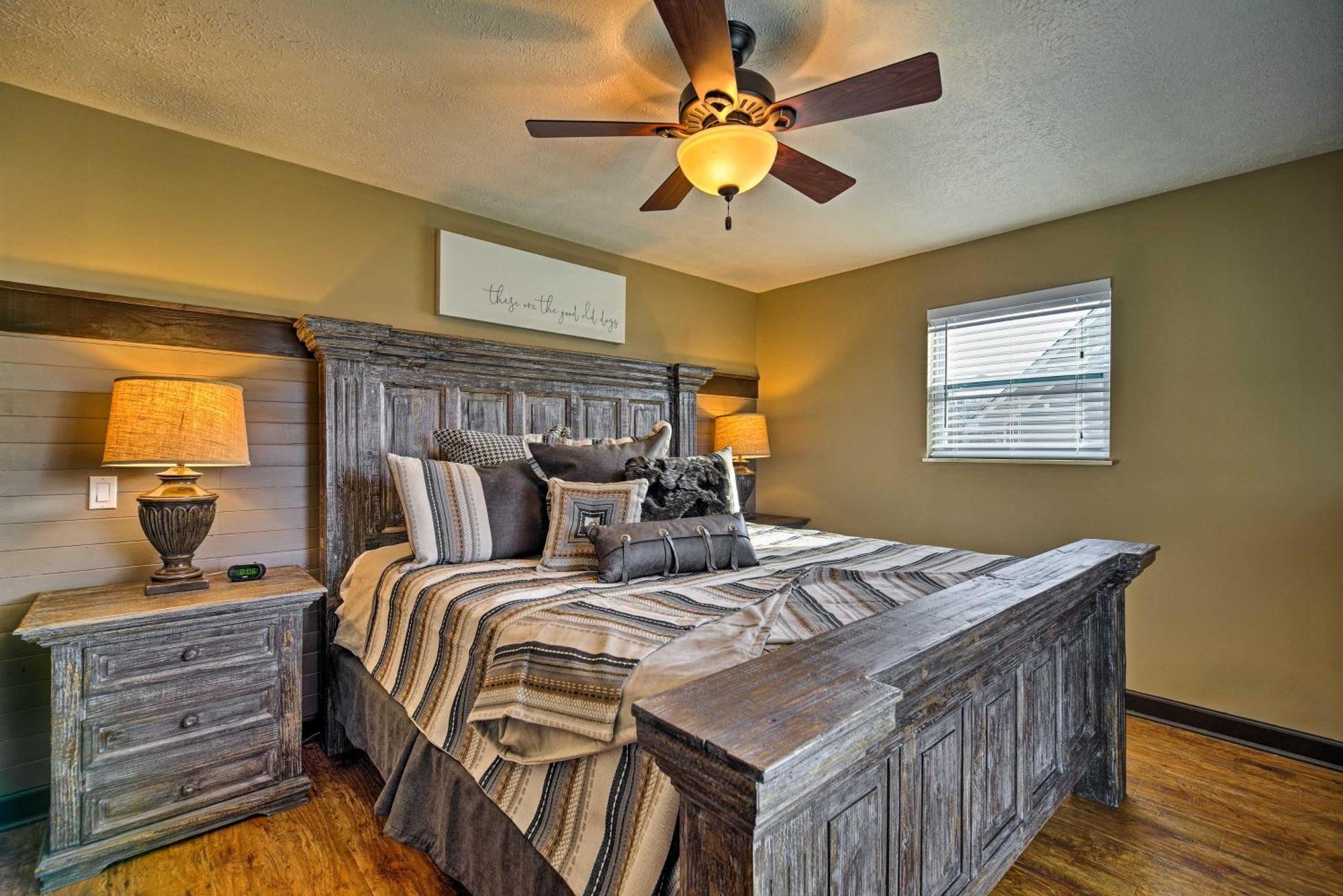 Chalet Rebel Retreat By Eden Crest *