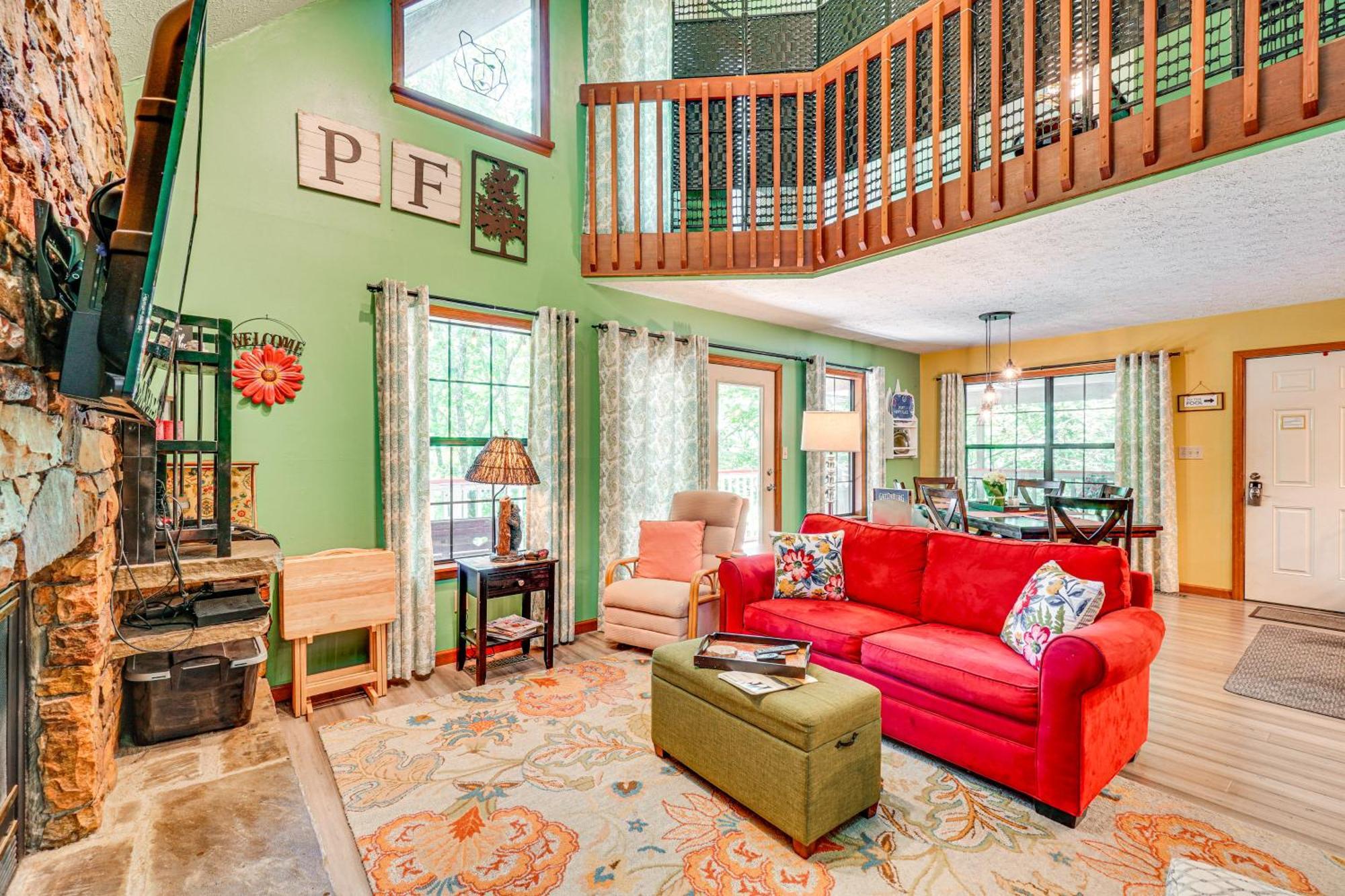 Holiday home Smoky Mountain With Deck And Hot Tub! Pigeon Forge