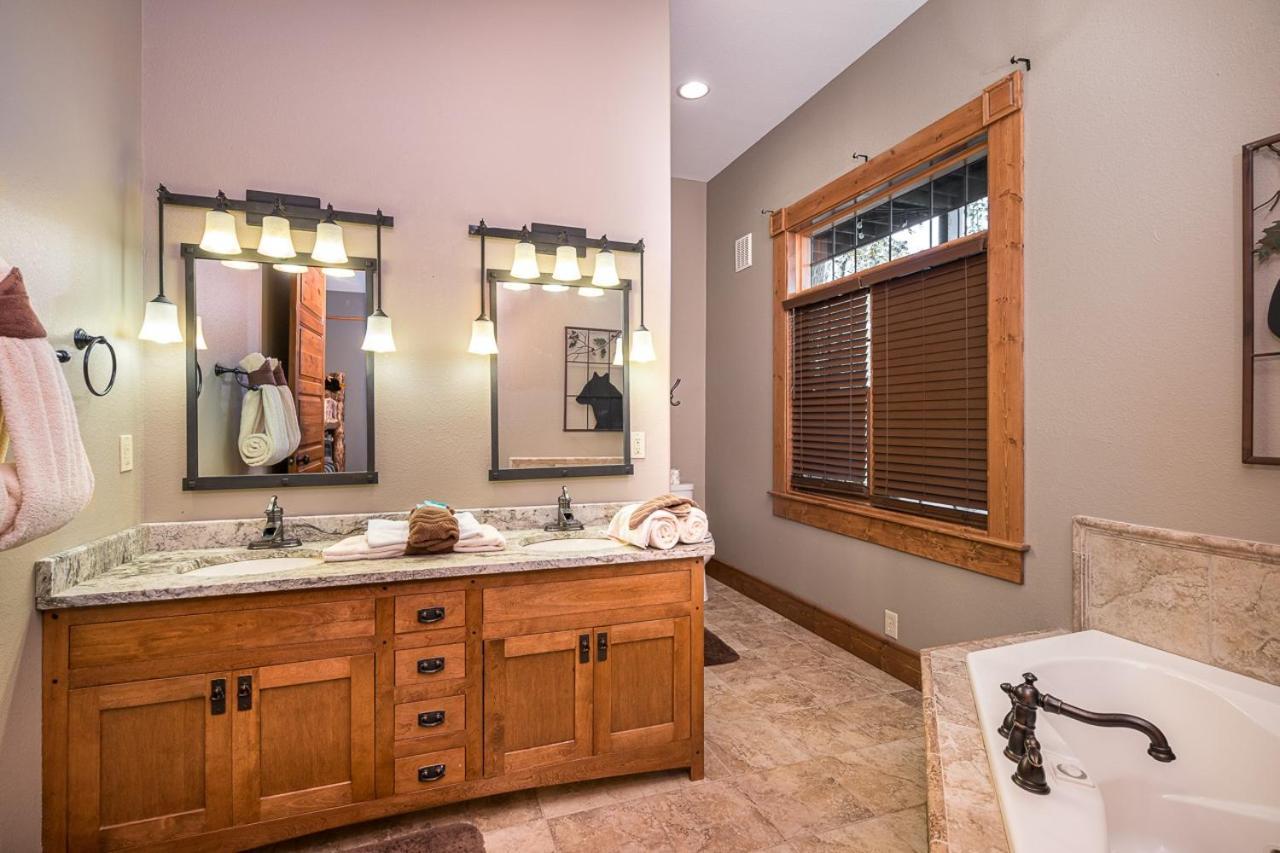 Holiday home Grand Mountain Getaway By Stony Brook