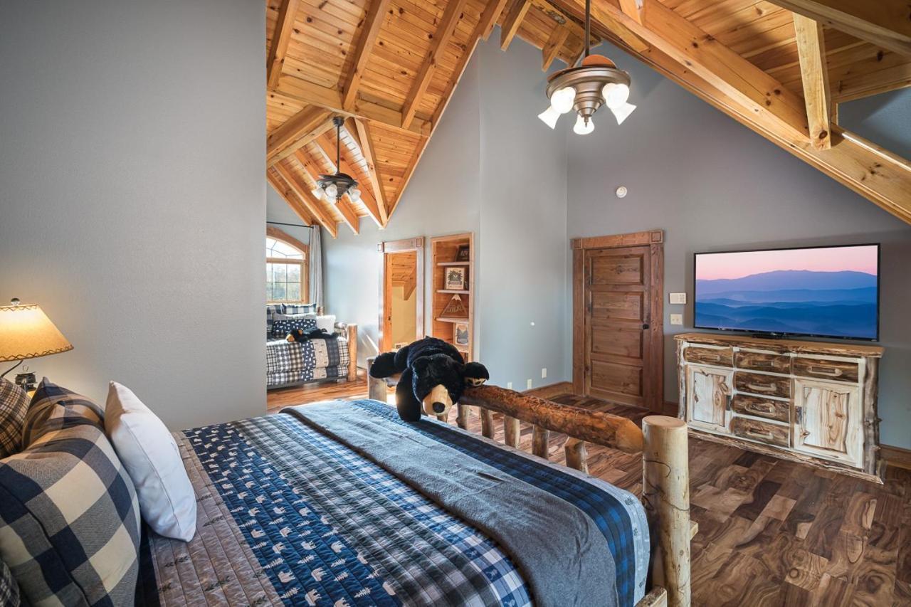 Grand Mountain Getaway By Stony Brook