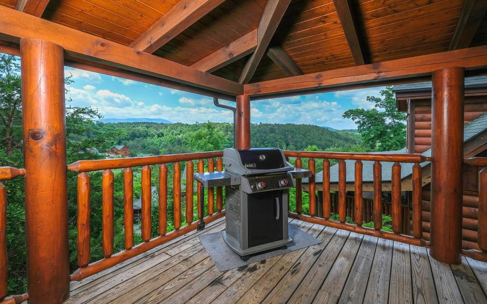 Bear Hug At Bear Creek Villa *