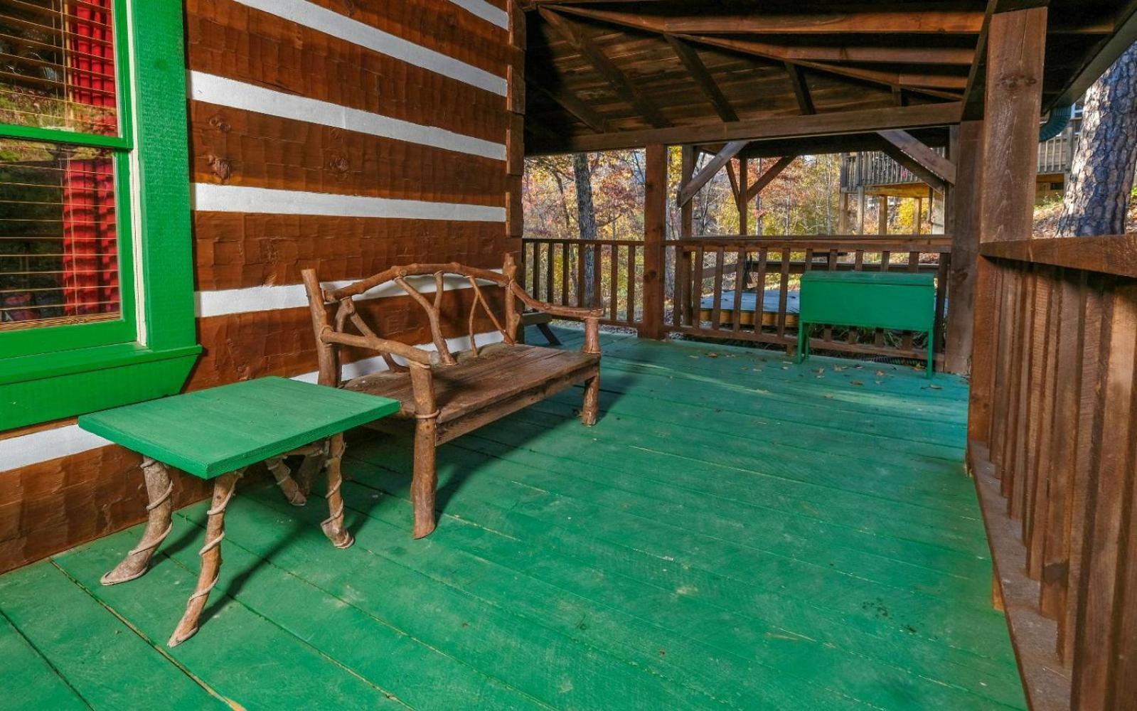 Laughing Bear Villa