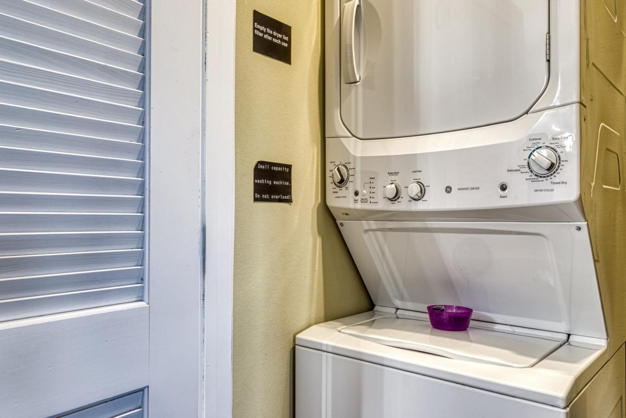Luxurious Renovated, Pool, Basketball, Playground Holiday home *