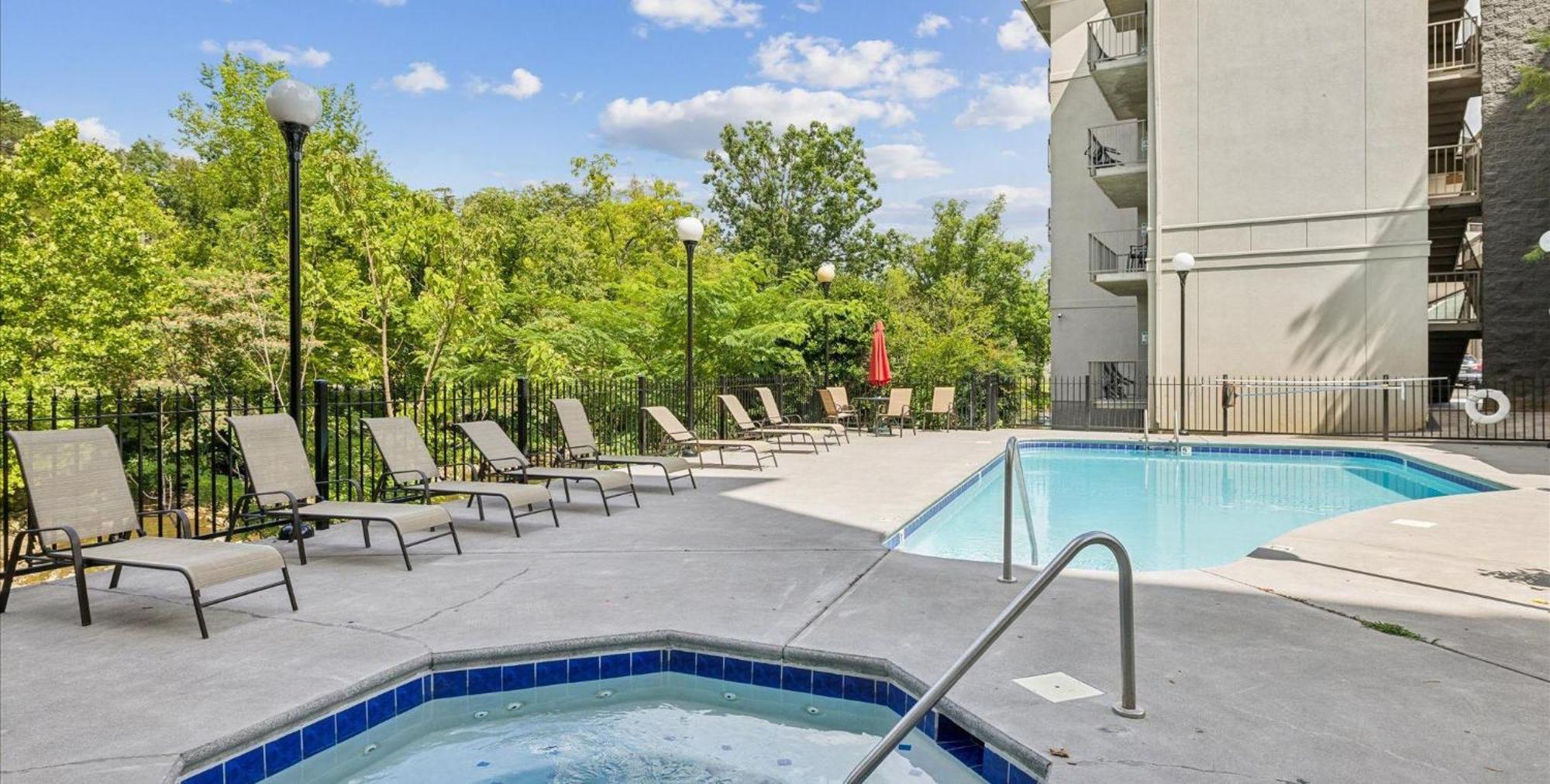 Cl403 Creekside Tranquility Holiday home *