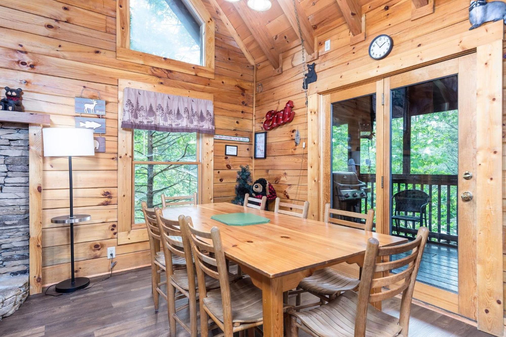 Er93 - Pirate's Cove - Great Location! Close To The Action! Holiday home