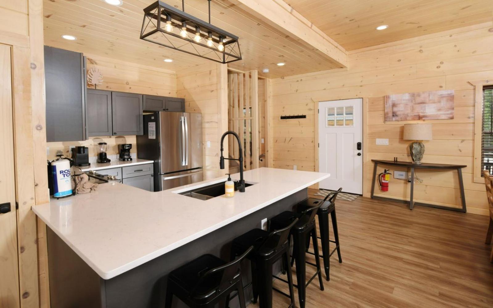 Smoky Mountain Oasis Villa *