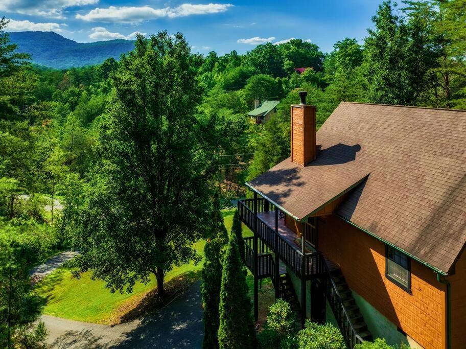 July Summer Specials, Minutes To Parkway Holiday home
