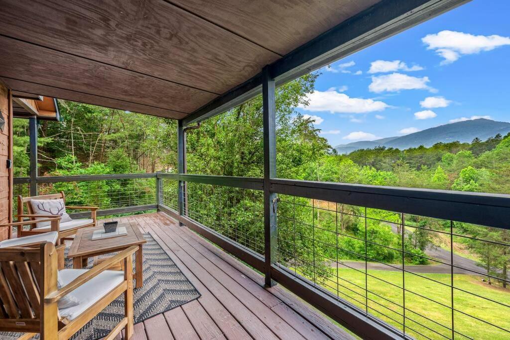 July Summer Specials, Minutes To Parkway * Pigeon Forge