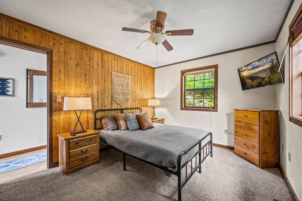 Holiday home July Summer Specials, Minutes To Parkway Pigeon Forge